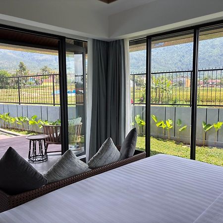 Hotel Santika Garut Eksteriør bilde
