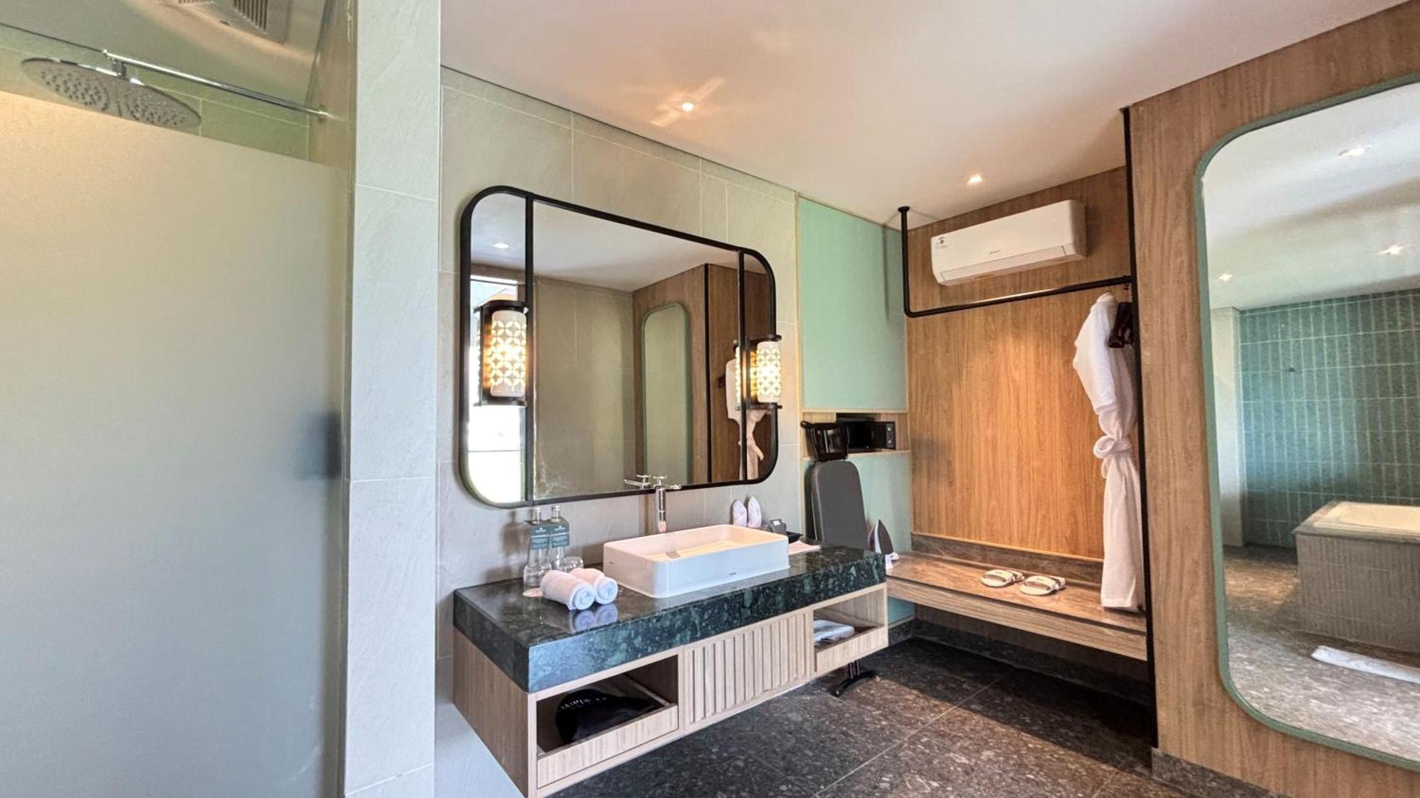 Hotel Santika Garut Eksteriør bilde