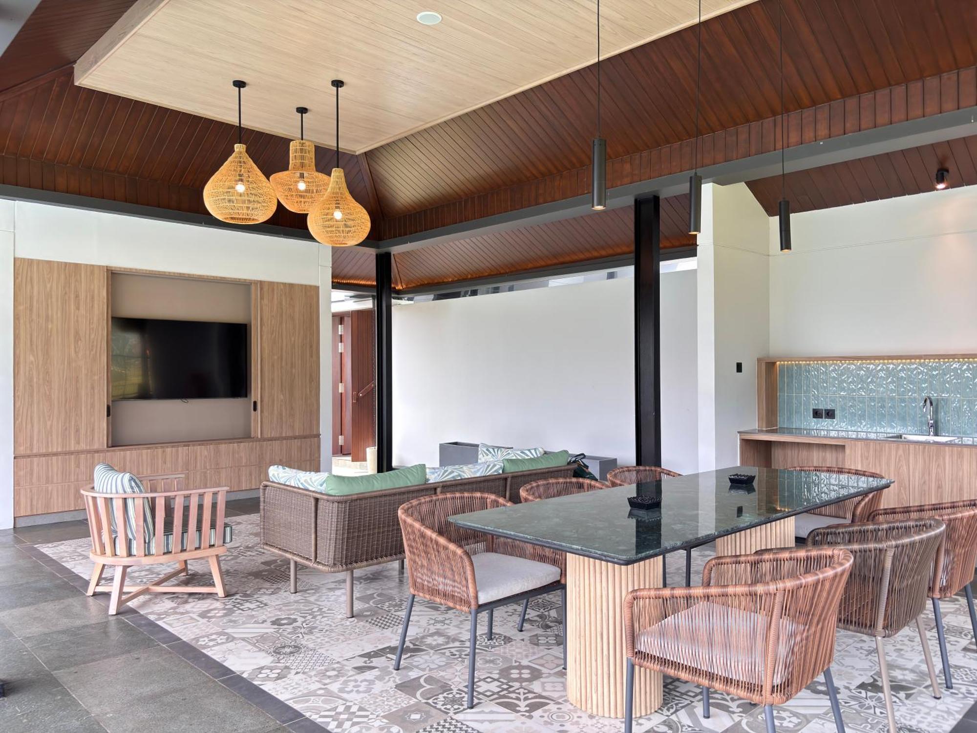 Hotel Santika Garut Eksteriør bilde