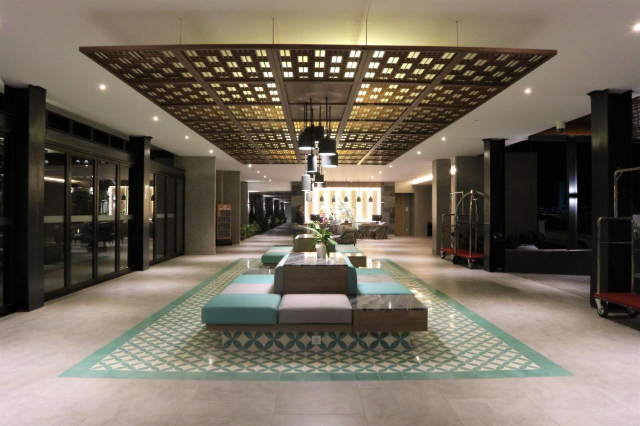 Hotel Santika Garut Eksteriør bilde