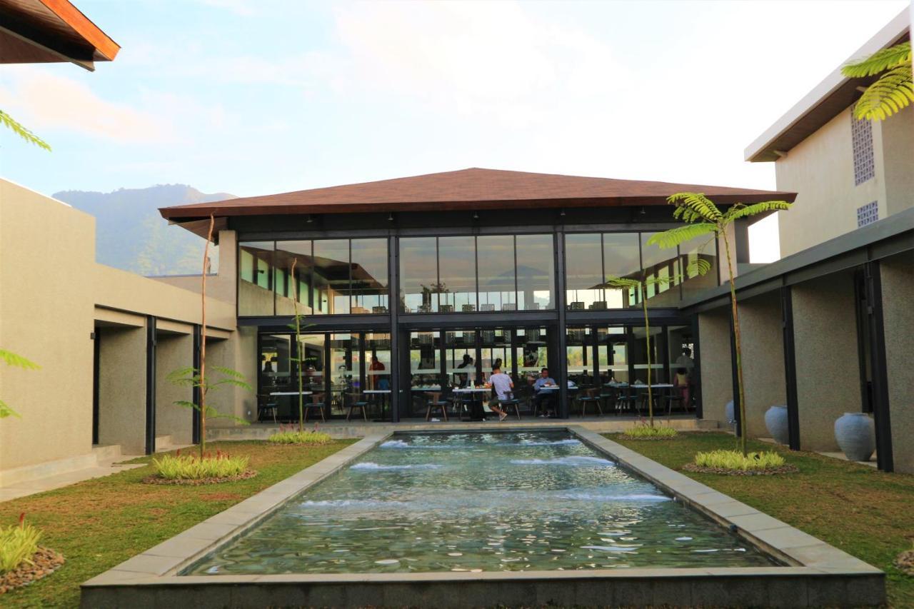 Hotel Santika Garut Eksteriør bilde