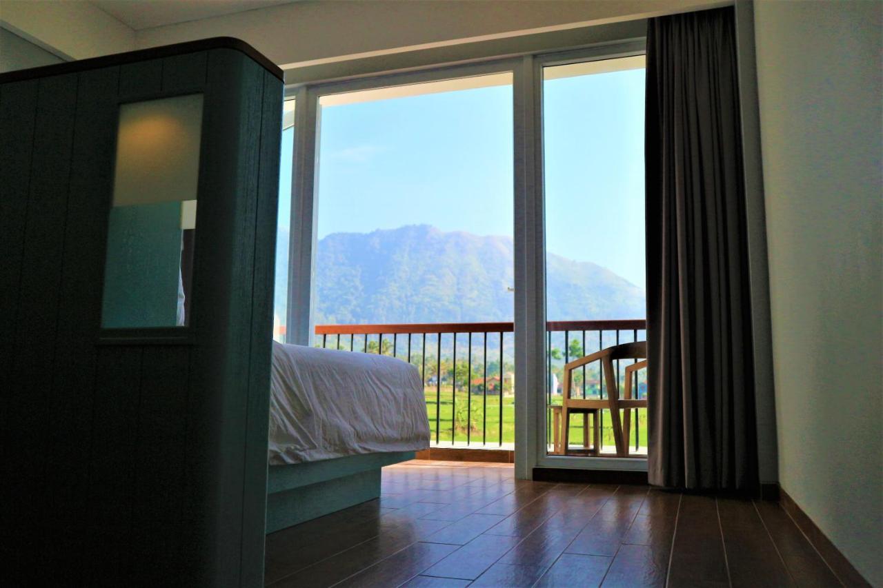 Hotel Santika Garut Eksteriør bilde